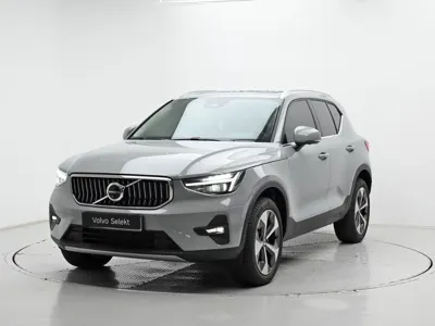 Volvo XC40 · 2026 год