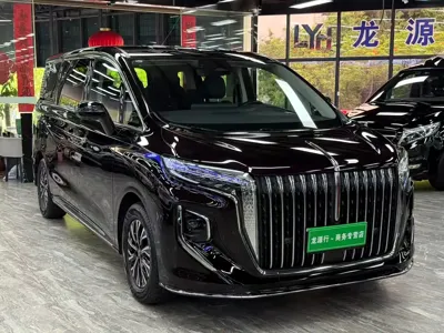 Hongqi Hongqi HQ9 PHEV 2024, 17000 км, за 198000 CNY