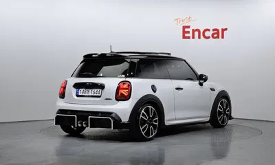 MINI Cooper 2024, 9940 км, за 45000000 KRW - фото 2