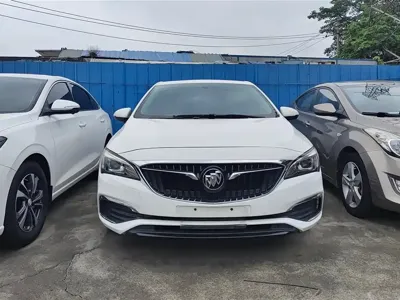 Buick Verano 2017, 88100 км, за 29900 CNY