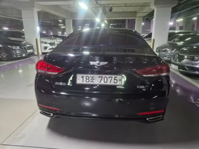 Hyundai Genesis 2015, 218527 км, за 6500000 KRW