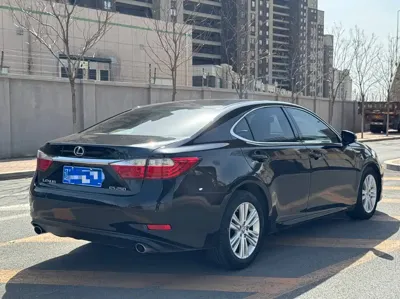 Lexus ES 2013, 157000 км, за 59800 CNY - фото 7