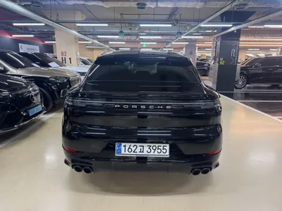 Porsche Cayenne 2024, 25288 км, за 116000000 KRW - фото 4