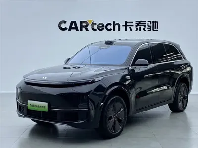 Li Auto Li L8 · 2024 год