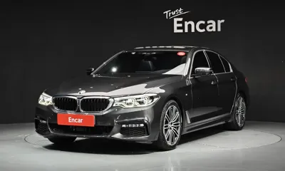 BMW 5-Series · 2018 год