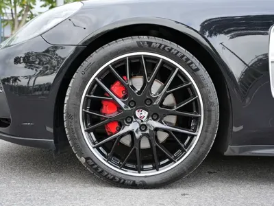 Porsche Panamera 2019, 55000 км, за 419799 CNY - фото 3