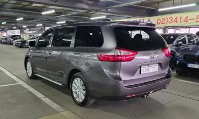 Toyota Sienna 2017, 144117 км, за 14950000 KRW
