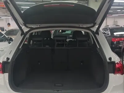 Audi Q3 2020, 46000 км, за 96800 CNY - фото 18