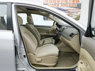 Nissan Sylphy 2018, 49200 км, за 25900 CNY - фото 23