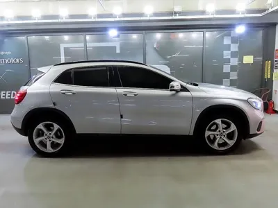 Mercedes-Benz GLA-Class 2018, 122000 км, за 12200000 KRW