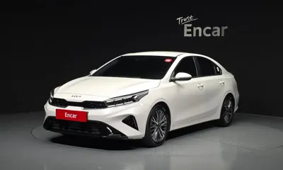 Kia K3 · 2022 год