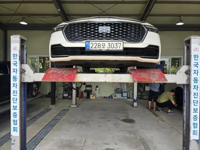 Kia K9 · 2022 год