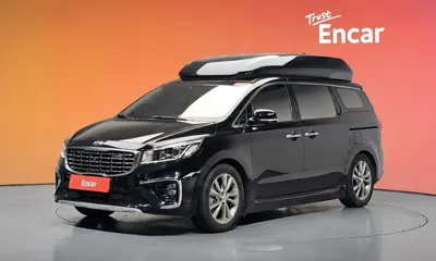 Kia Canival · 2020 год