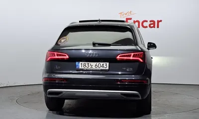 Audi Q5 2020, 100315 км, за 27500000 KRW