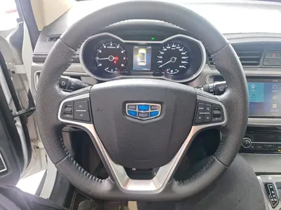 Geely Emgrand GS 2017, 72000 км, за 23600 CNY