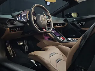 Lamborghini Huracan 2021, 9100 км, за 359000000 KRW - фото 9