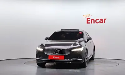 Volvo S90 2022, 76155 км, за 37500000 KRW