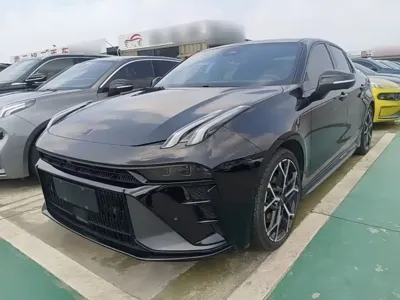 Lynk & Co 03 · 2024 год