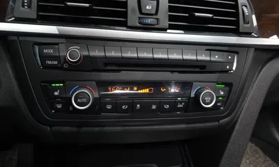 BMW 3-Series 2015, 94449 км, за 12590000 KRW - фото 16