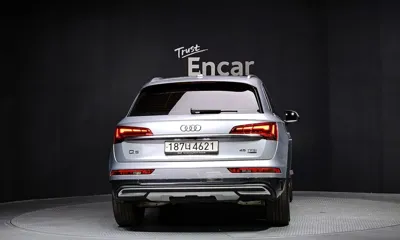 Audi Q5 2023, 8736 км, за 44800000 KRW