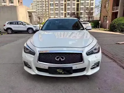 Infiniti Q50L 2017, 150000 км, за 53000 CNY