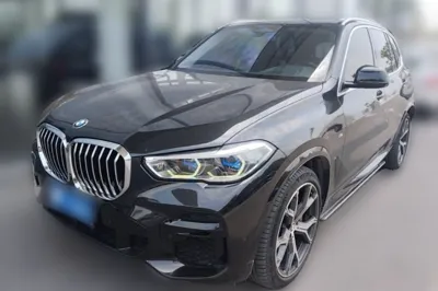 BMW X5 · 2022 год