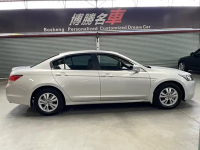 Honda Accord 2008, 120000 км, за 26800 CNY - фото 10