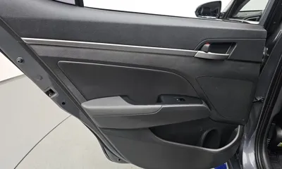 Hyundai Avante 2016, 39321 км, за 12500000 KRW - фото 25