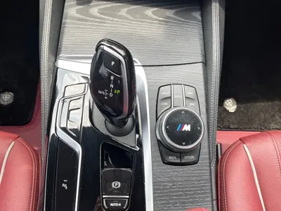 BMW 5 Series 2023, 60000 км, за 238800 CNY - фото 12