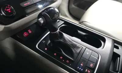 Kia Canival 2015, 141852 км, за 6700000 KRW - фото 9