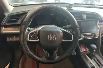 Honda Civic 2019, 89400 км, за 46649.36 CNY - фото 11