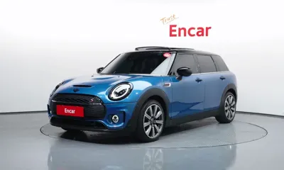 MINI Clubman · 2023 год