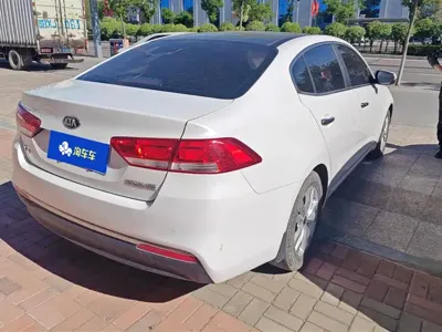 Kia K4 2015, 129100 км, за 22500 CNY