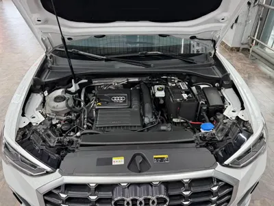 Audi Q3 2023, 12000 км, за 198800 CNY - фото 11