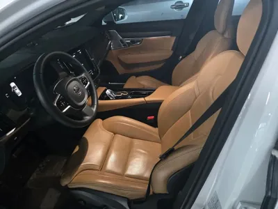 Volvo S90 2023, 80000 км, за 36000000 KRW - фото 9