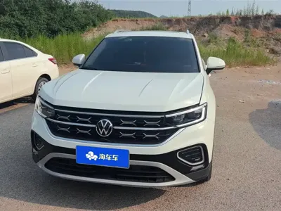 Volkswagen Tayron 2025, 8300 км, за 124000 CNY