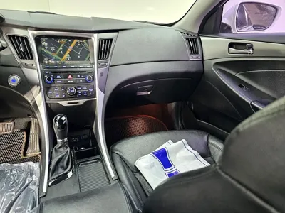 Hyundai Sonata 2014, 170921 км, за 3390000 KRW - фото 10