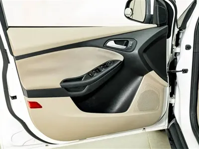 Ford Focus 2016, 74400 км, за 23000 CNY - фото 16
