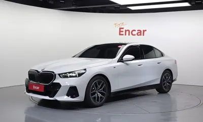 BMW 5-Series · 2025 год