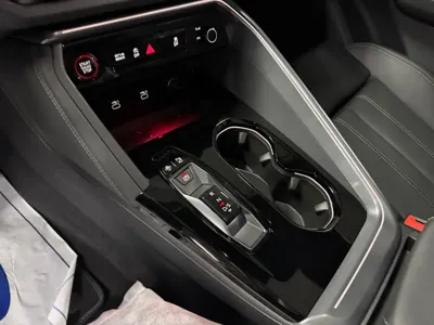 Audi Q5 2025, 17 км, за 87000000 KRW - фото 11