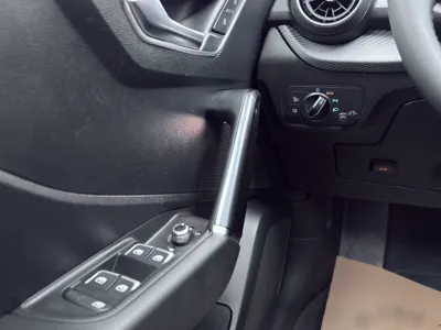 Audi Q2L 2018, 61100 км, за 80905.46 CNY - фото 16