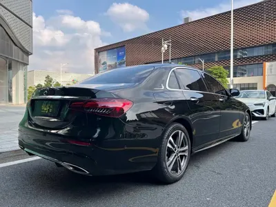 Mercedes-Benz E-Class 2023, 64000 км, за 209300 CNY