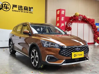 Ford Focus 2021, 28000 км, за 61800 CNY
