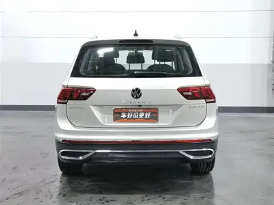 Volkswagen Tiguan L 2022, 93300 км, за 87899 CNY