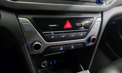 Hyundai Avante 2017, 138143 км, за 8300000 KRW - фото 16