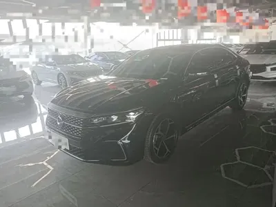 Volkswagen Passat · 2023 год