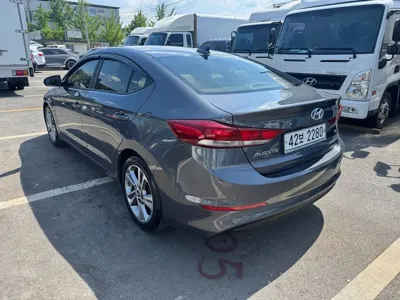 Hyundai Avante 2018, 145625 км, за 8300000 KRW
