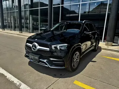 Mercedes-Benz 奔驰GLE(进口) · 2023 год