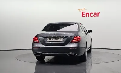 Mercedes-Benz E-Class 2017, 170229 км, за 9383.3 USD