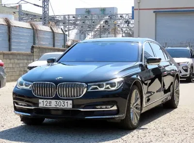 BMW 7-Series · 2016 год
